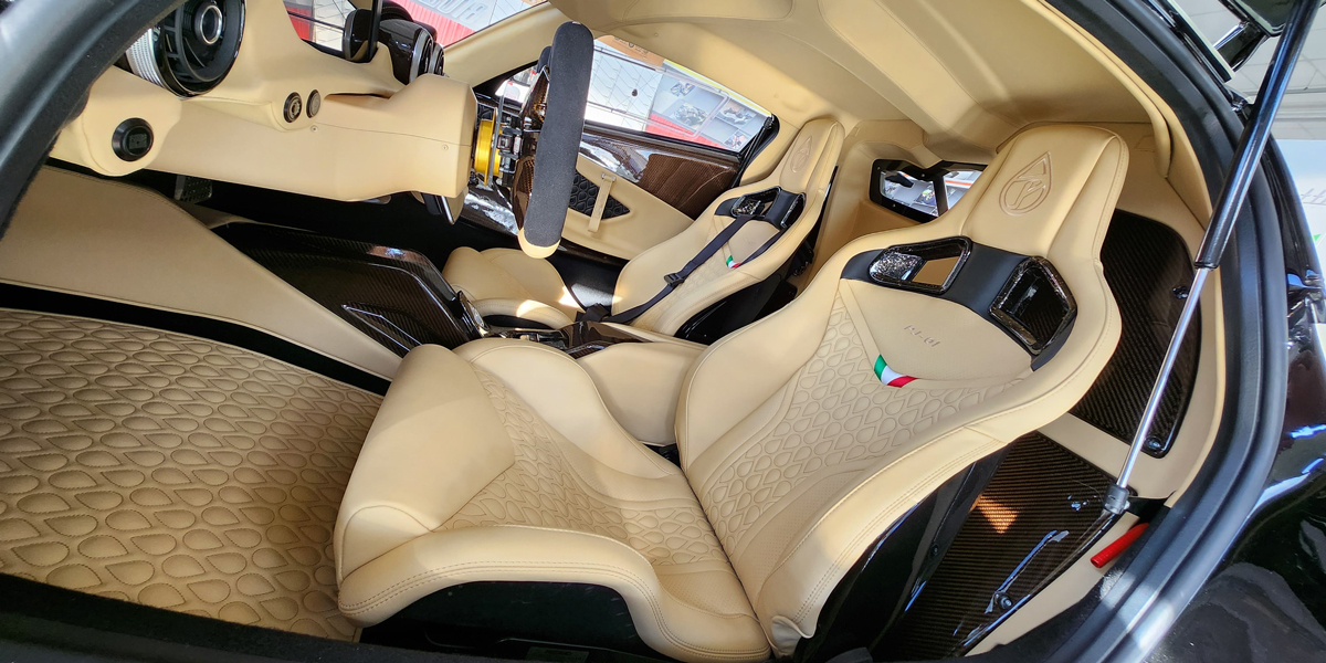 sedili auto di hypercar personalizzati da Medici Style Atelier