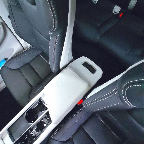 VOLVO-XC60-28