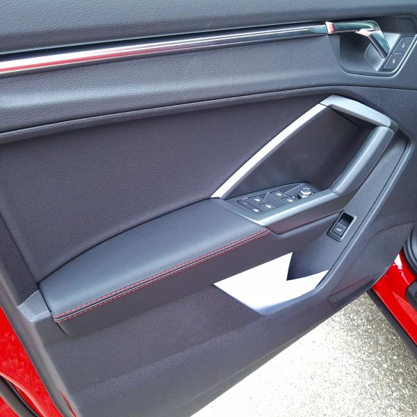 AUDI-Q3-RS-2