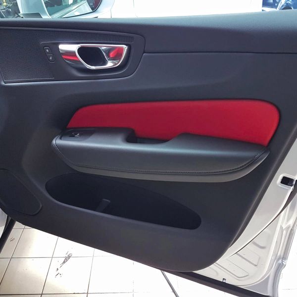 VOLVO-XC60-8