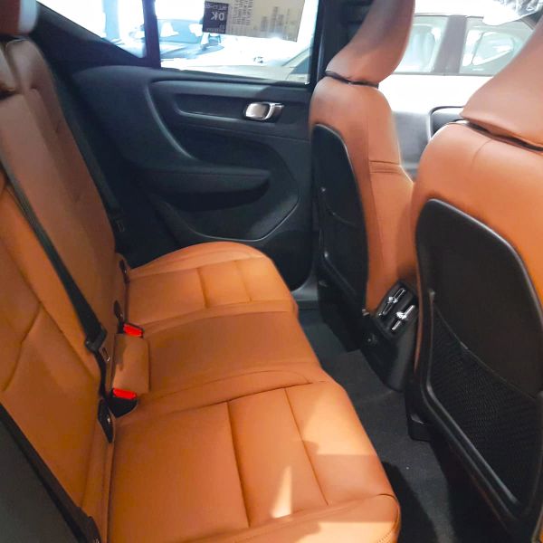 VOLVO-XC60-12