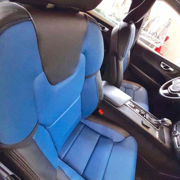 VOLVO-XC60-22