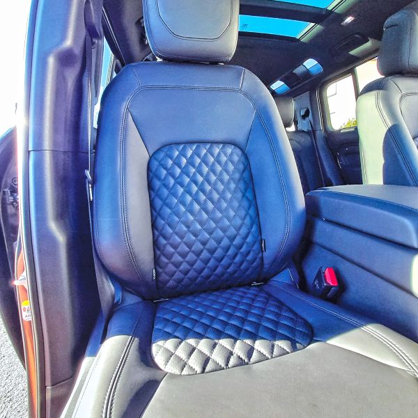 LAND-ROVER-DEFENDER-5