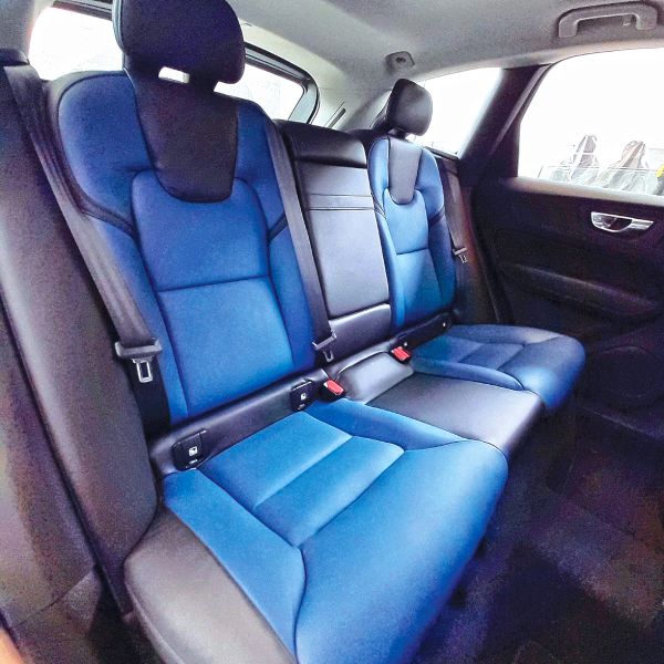 VOLVO-XC60-18