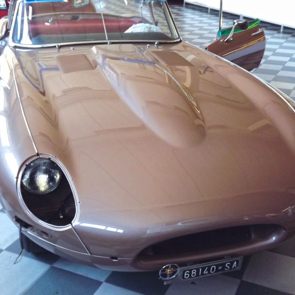 JAGUAR-E-TYPE-SPIDER-3