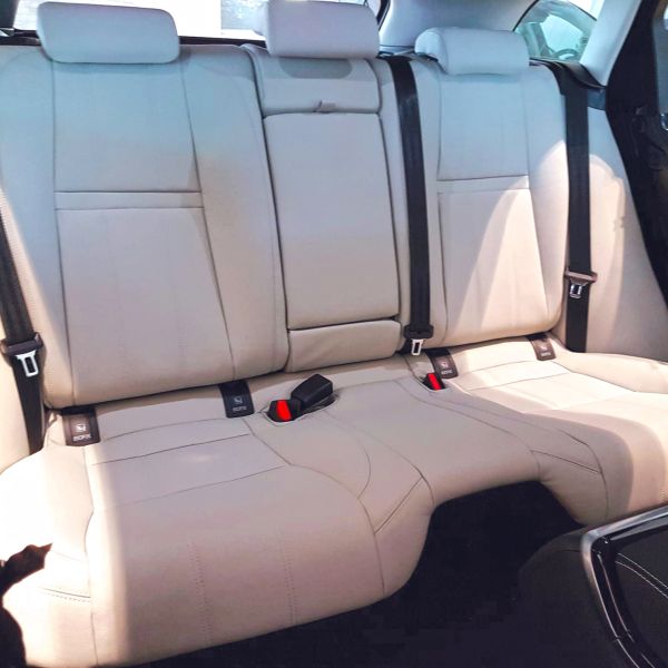 RANGE-ROVER-VELAR-6