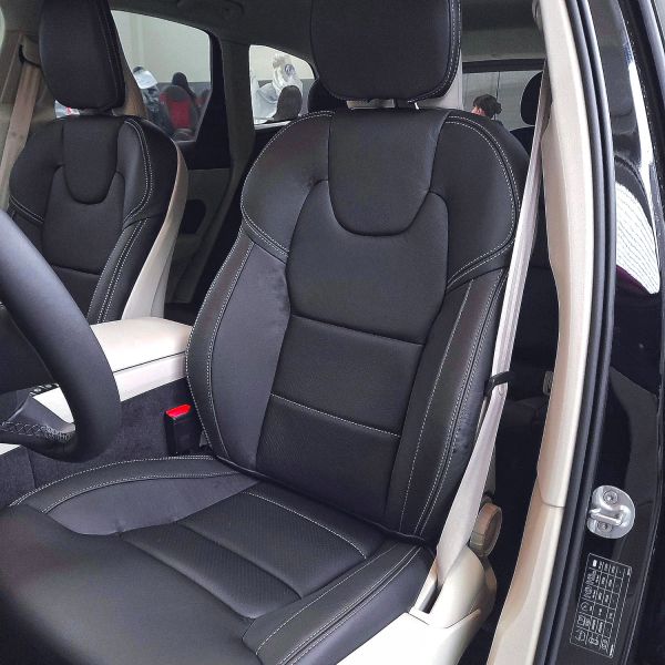 VOLVO-XC60-26