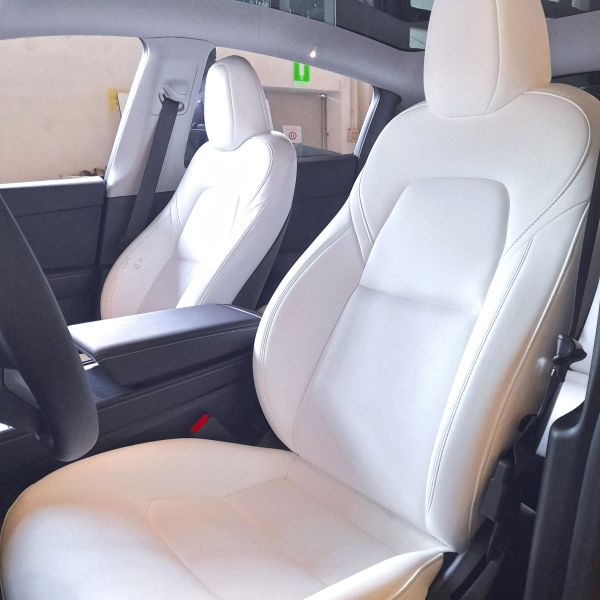 TESLA-MODEL3-1