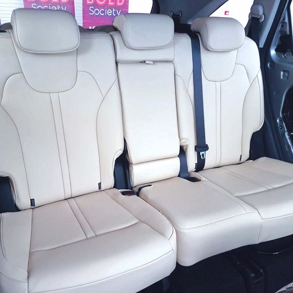 KIA-SORENTO-2
