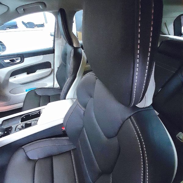 VOLVO-XC60-29