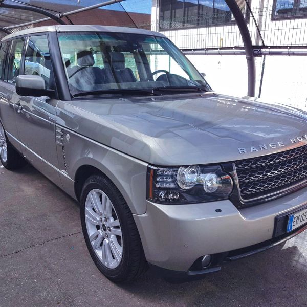 RANGE-ROVER-3